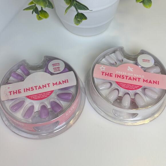 Olive & June The Instant Mani Press On Nails You're Invited Purple French - Picture 1 of 4